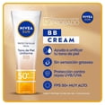 thumbnail image 3 of Protector solar facial NIVEA SUN Tono Uniforme BB con color que se adapta a tu tono de piel fps 50+ 50 ml, 3 of 4