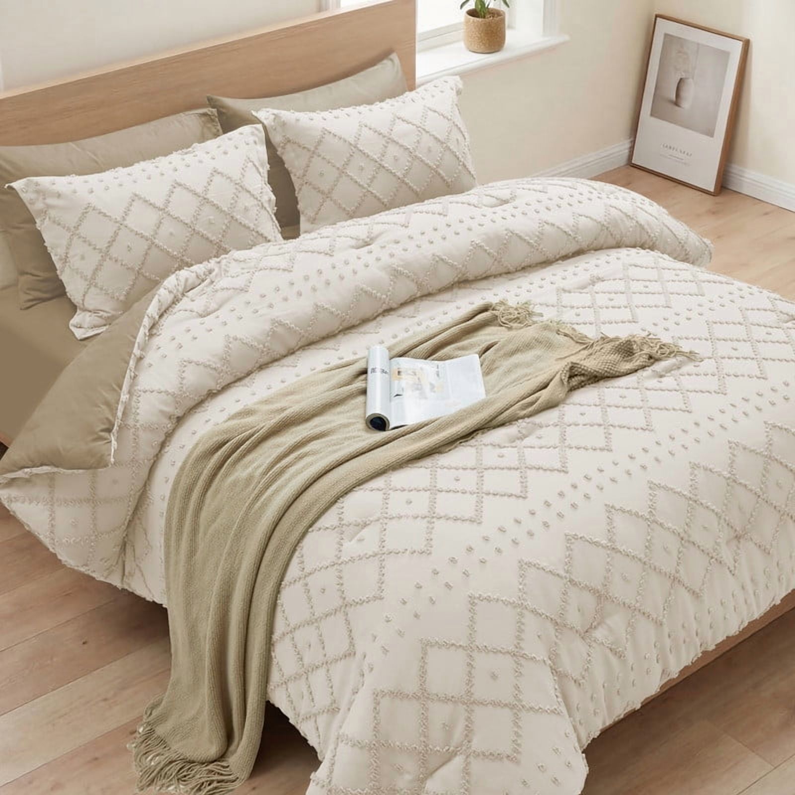 Vccoem Tufted Boho Comforter Set Queen Size, 7 Pieces White Reversible Bed in a Bag with Comforter, Fitted Sheet, Flat Sheet, Pillowcases, Pillow Shams, Bedding Sets for All Seasons, Beige