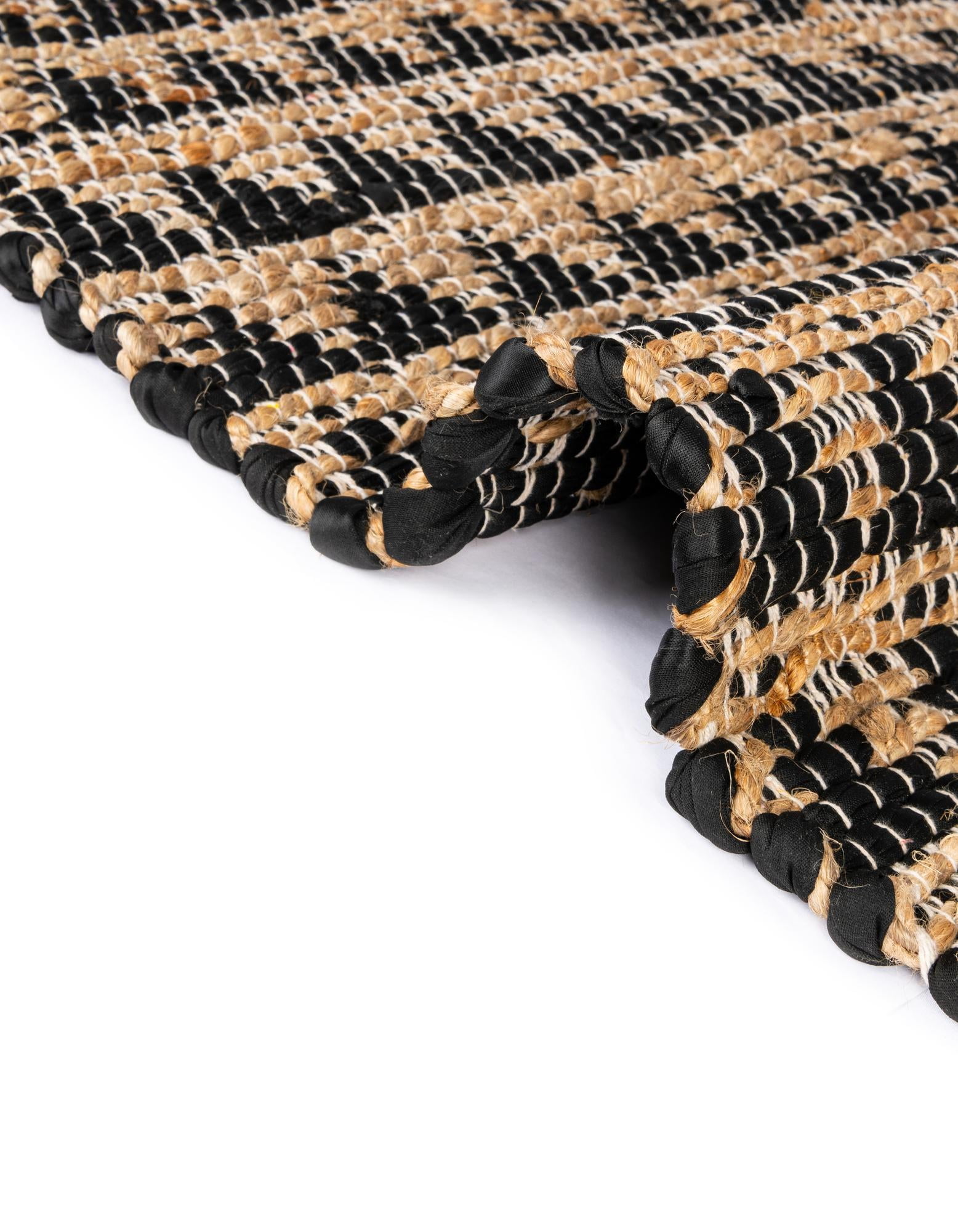 Unique Loom Chindi Jute Collection Area Rug (4' 1" x 6' 1" Rectangle Black/Natural)