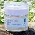 thumbnail image 3 of Kit antiedad con crema, gel para contorno de ojos y tónico facial con ácido hialurónico, 3 of 7