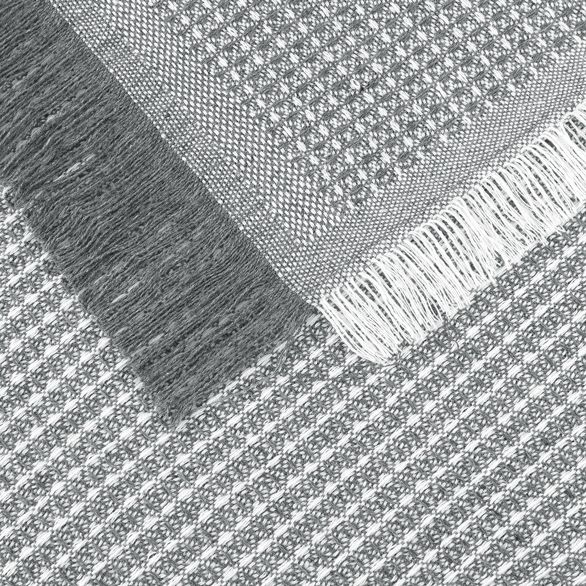 Unique Bargains Rectangle Cotton Linen Table Cover with Tassels for Dining Table Light Grey 71"x71"