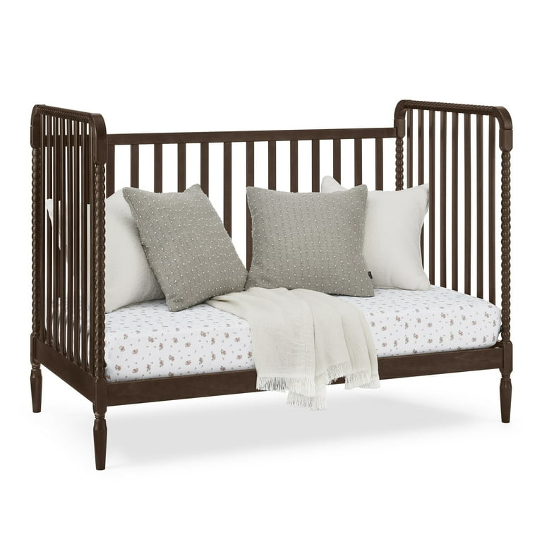 Delta Children Lily 4-in-1 Convertible Crib - Greenguard Gold