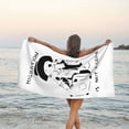 thumbnail image 3 of La migración no es un crimen Toalla de playa Toallas de baño de microfibra Manta de playa suave para desfiles Natación Yoga Mujeres Hombres, 3 of 4