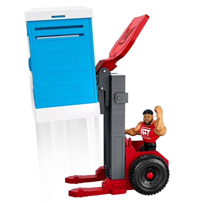 WWE Knuckle Crunchers Backstage Brawl Playset with 5 Accessories