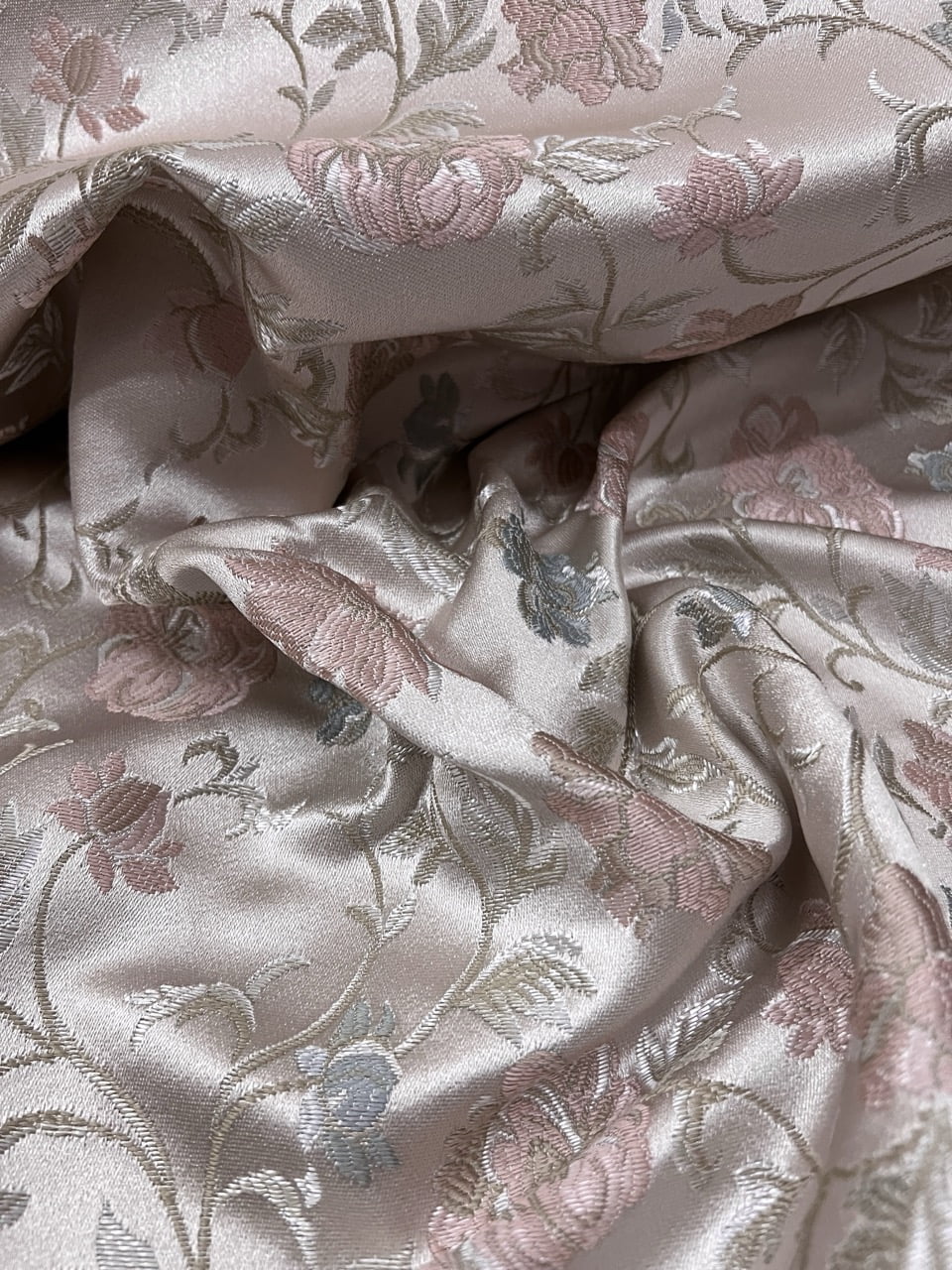 Decora Furnishings Luxurious Woven Brocade Jacquard Floral Design Heavy Duty Fabric for Upholstery, Sofa, Cushion, Chair, Furniture, Craft - Width 54 inches - Fabric by The Yard (Pink)