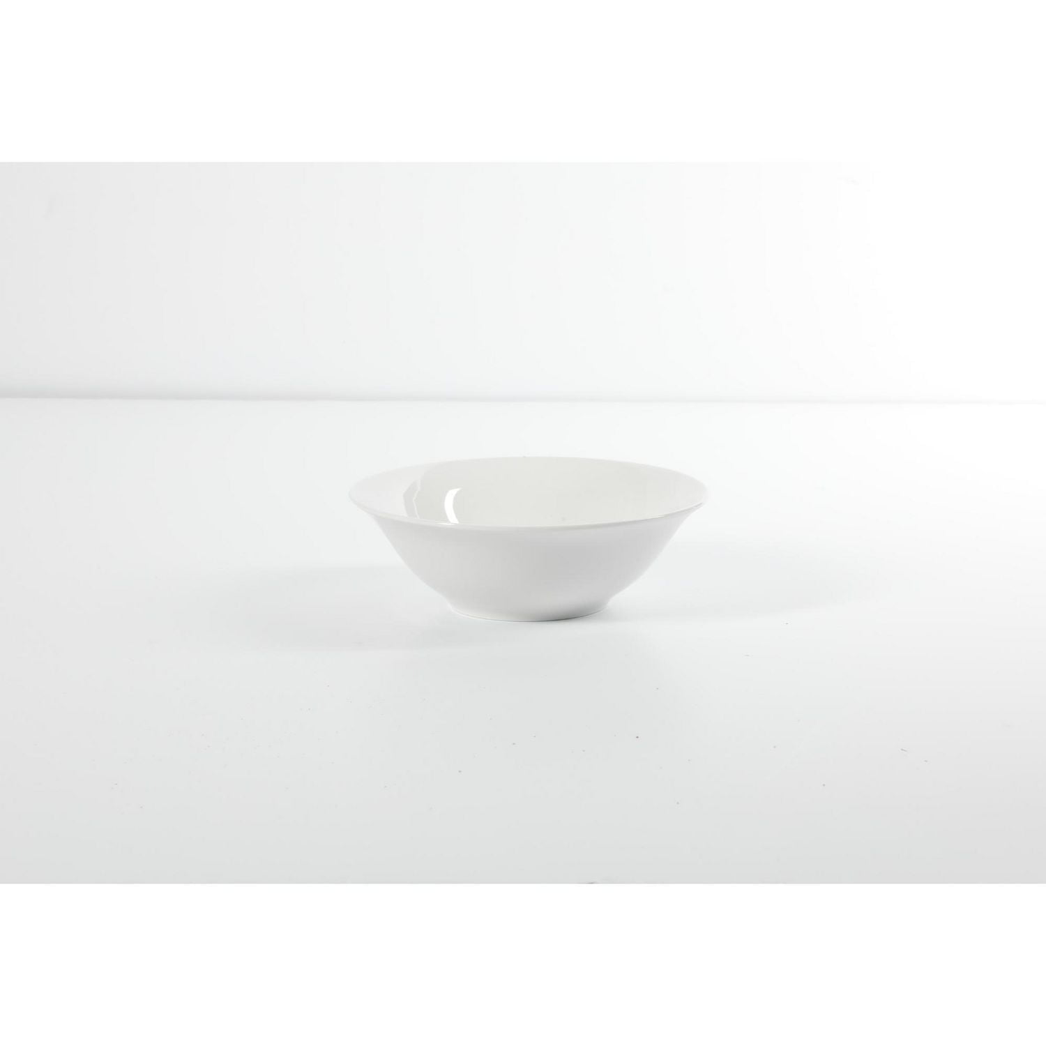 Gibson Home Noble Court 16 Piece Dinnerware Set, White, Rim Shape