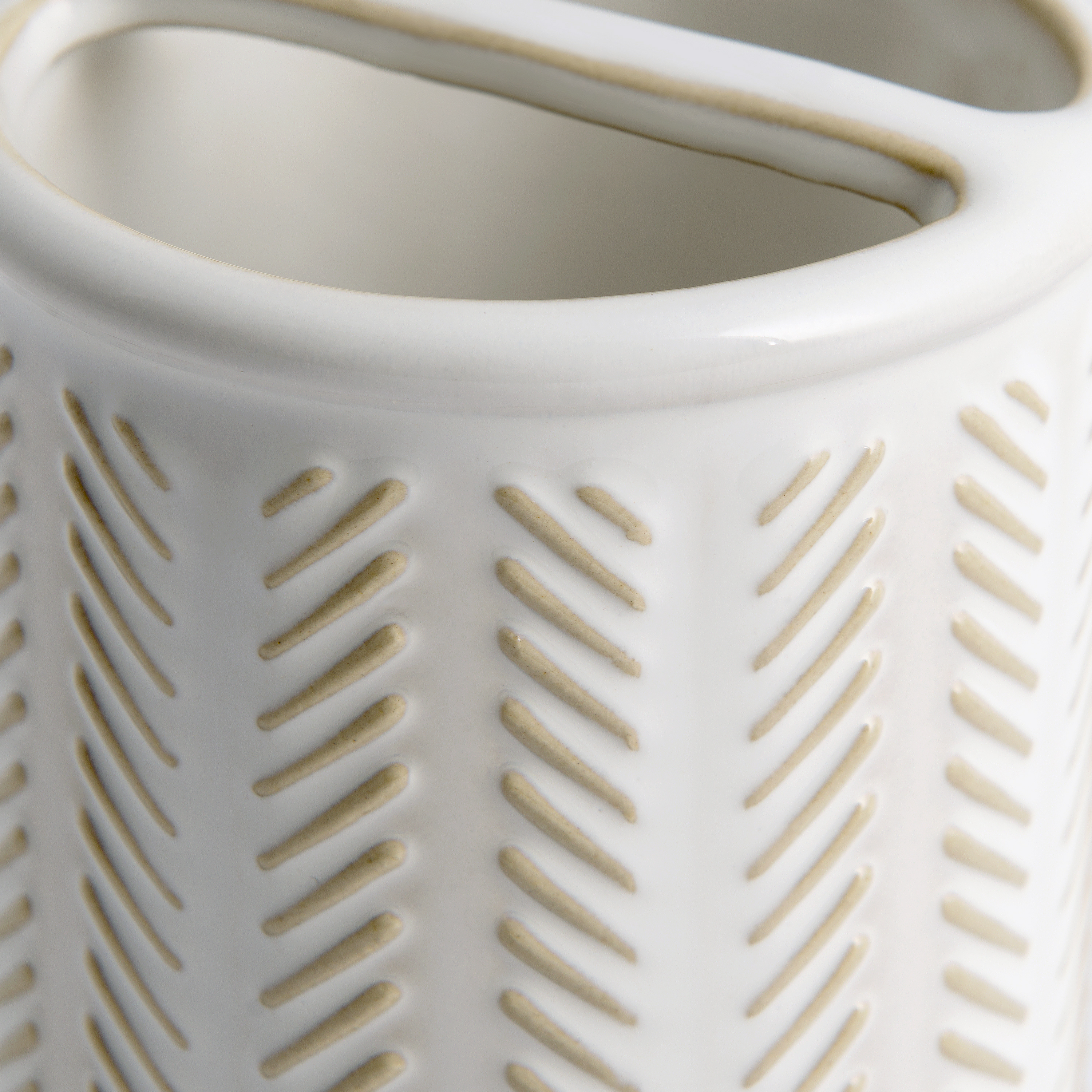 Better Homes & Gardens Reactive Glazed Textured Ceramic Toothbrush Holder in Creamy White - image 4 of 6