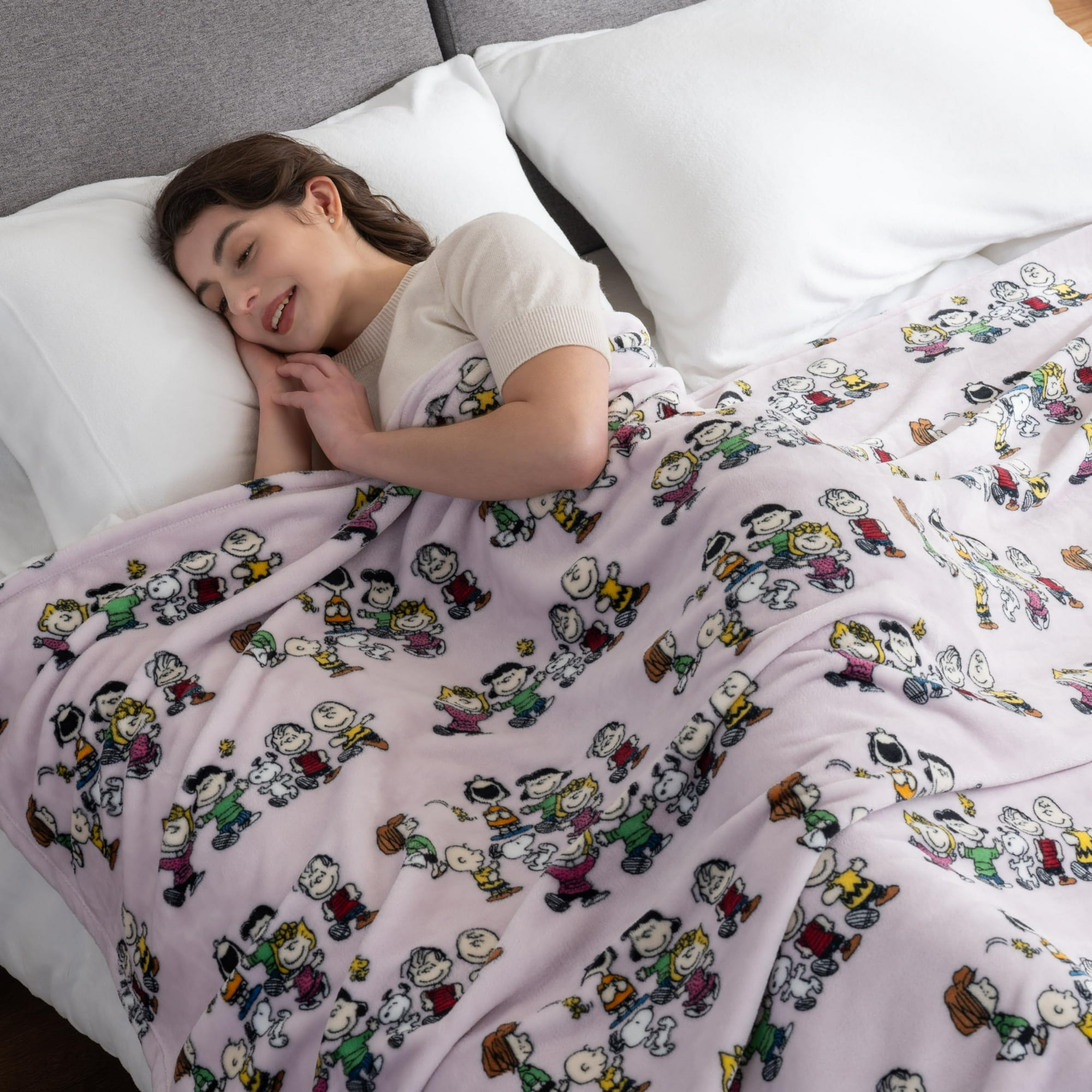 Berkshire Blanket Peanuts VelvetLoft Cute Character Snoopy Plush Blanket Peanuts Laughing Robe Lilac Twin 60 in x 90 in Official Peanuts Product