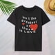 thumbnail image 1 of Camiseta de mujer, camiseta básica, camisa de cuello redondo clásica informal de moda para mujer para viajar, salir, caminar por la calle M, 1 of 8