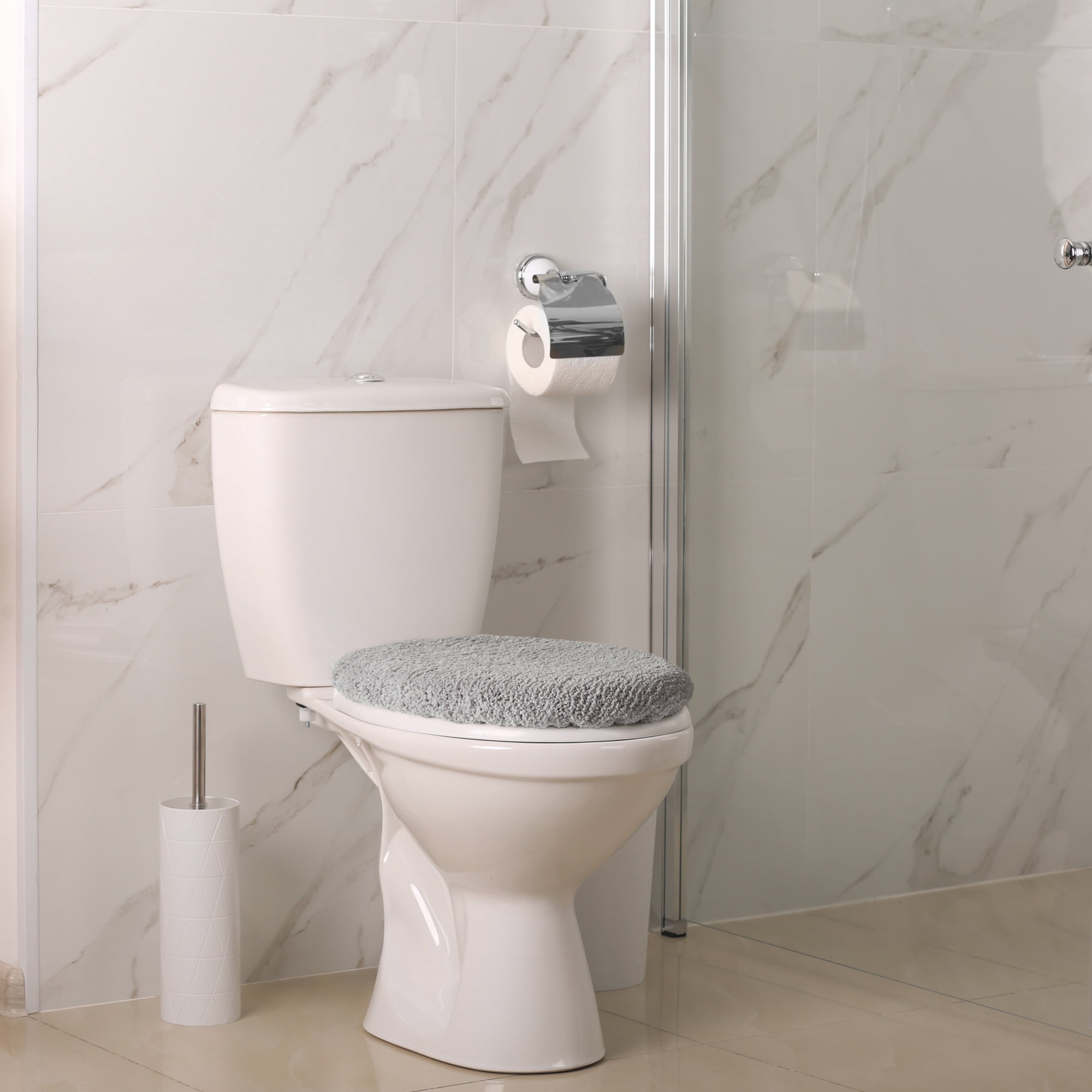 TOWN & COUNTRY EVERYDAY Ultra Plush Solid Tufted Toilet Lid Cover, Soft and Absorbent, Non-Slip Cover, Machine Washable, Grey, 18"x19"