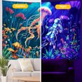 thumbnail image 4 of Tapiz Reacción UV Planta Medusa Tapiz Neón Galaxia Espacio Tapiz Tapiz Habitación, 4 of 5