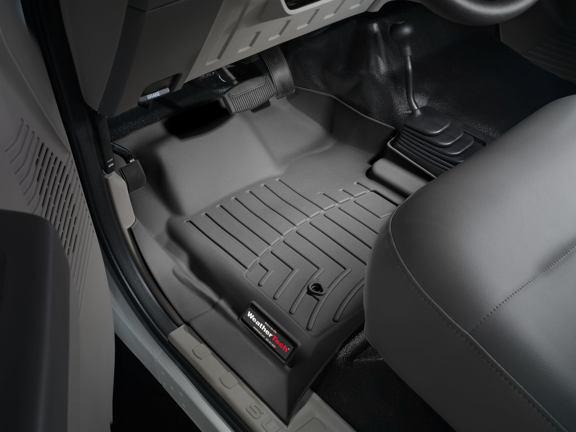 WeatherTech Custom Fit FloorLiners compatible with 1999-2007 Ford Super Duty - 1st Row (Driver & Passenger), Black