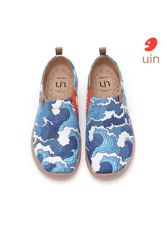 uin sneakers