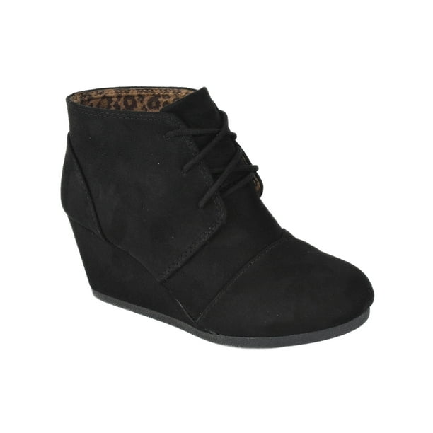 small heel black wedges