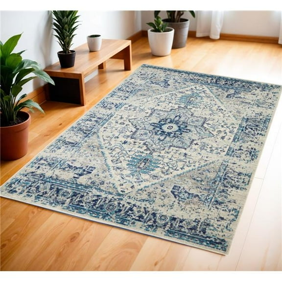 HomeRoots 553269 4 x 6 ft. Floral Medallion Distressed Rectangle Area Rug, Ivory & Light Blue