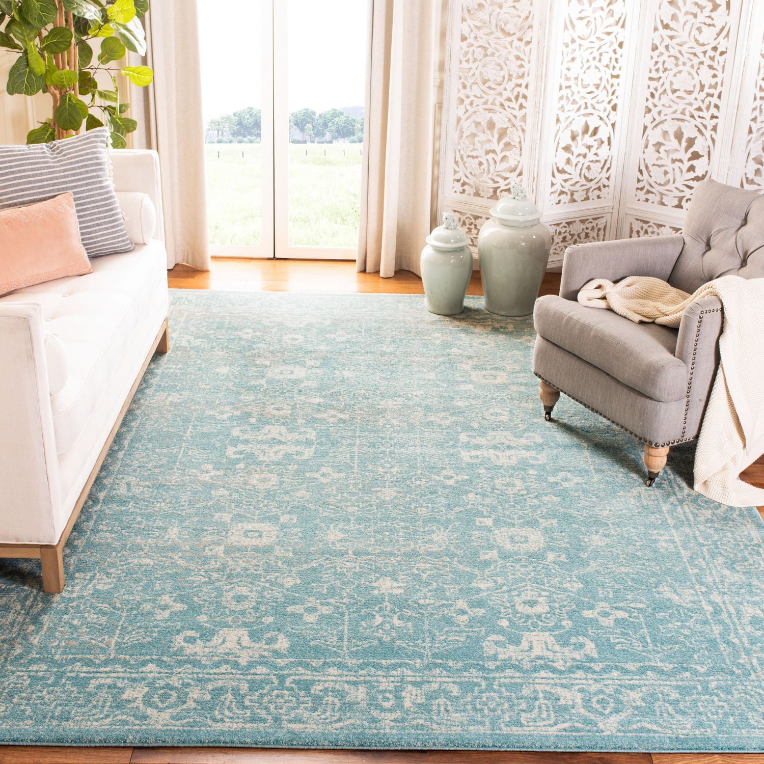 Safavieh Evoke Denica Traditional Area Rug