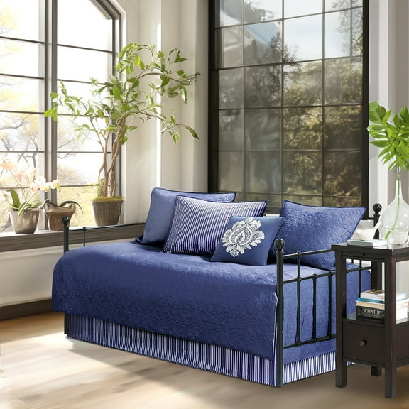 Gracie Mills Sandy 6-Piece Cottage-Inspired Reversible Daybed Cover Set - GRACE-7780