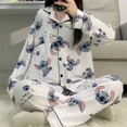 thumbnail image 1 of Chaqueta de primavera y otoño con dibujos animados de anime de Lilo y Stitch, ropa de casa bonita de Disney, pijama informal de moda para estudiantes de Stitch, conjunto de dos piezas, 1 of 4