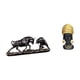 thumbnail image 1 of Estatua de escritorio,Figura decorativa de pelea de toros y osos,Colecciones de esculturas de toros,artesanía de resina,decoración,Estatua de mujer africana,Estante de oficina con estatua de, 1 of 8