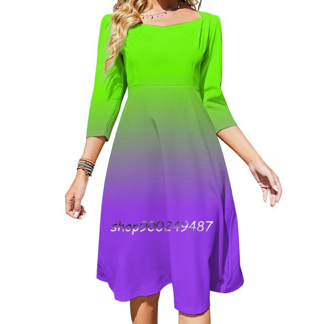 Vestido con escote cuadrado y degradado en tonos morado neón y verde neón con estampados sueltos y bonitos, elegante vestido de fiesta en la playa