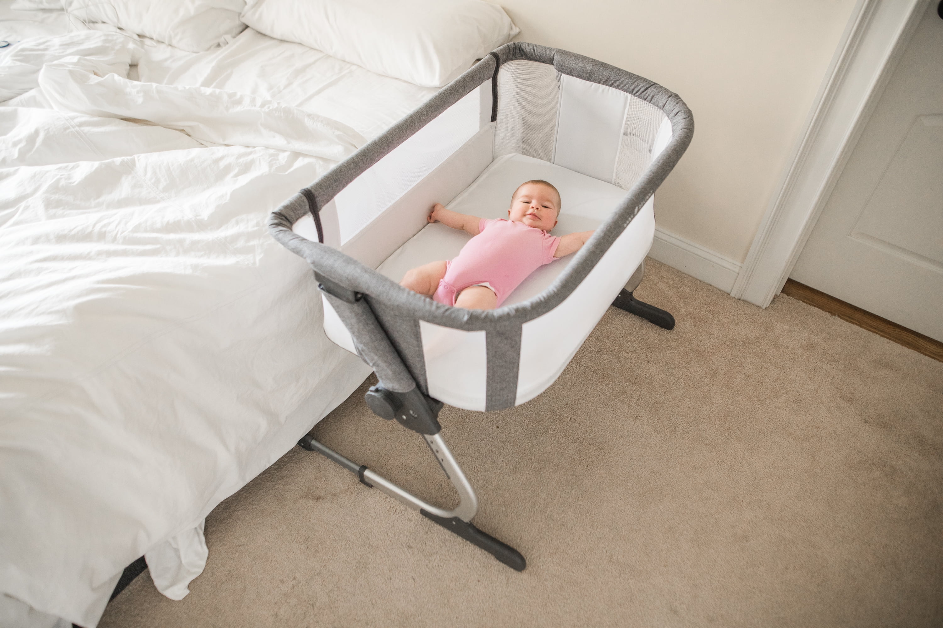 baby delight bedside me dreamer bassinet & bedside sleeper