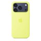 thumbnail image 3 of Funda para iPhone 17 Pro de Apple en silicona MagSafe amarillo neón, 3 of 4
