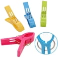 thumbnail image 4 of Paquete de 16 clips para toallas JM Clips para sillas de piscina, 4 of 4