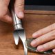 thumbnail image 5 of MLEHN Cuchillo multifuncional 5 en 1 para pelar camarones, herramienta de cocina para desvenar pescado y camarones, limpiador de camarones, pelador y desvenador de camarones eficiente portátil, 5 of 6