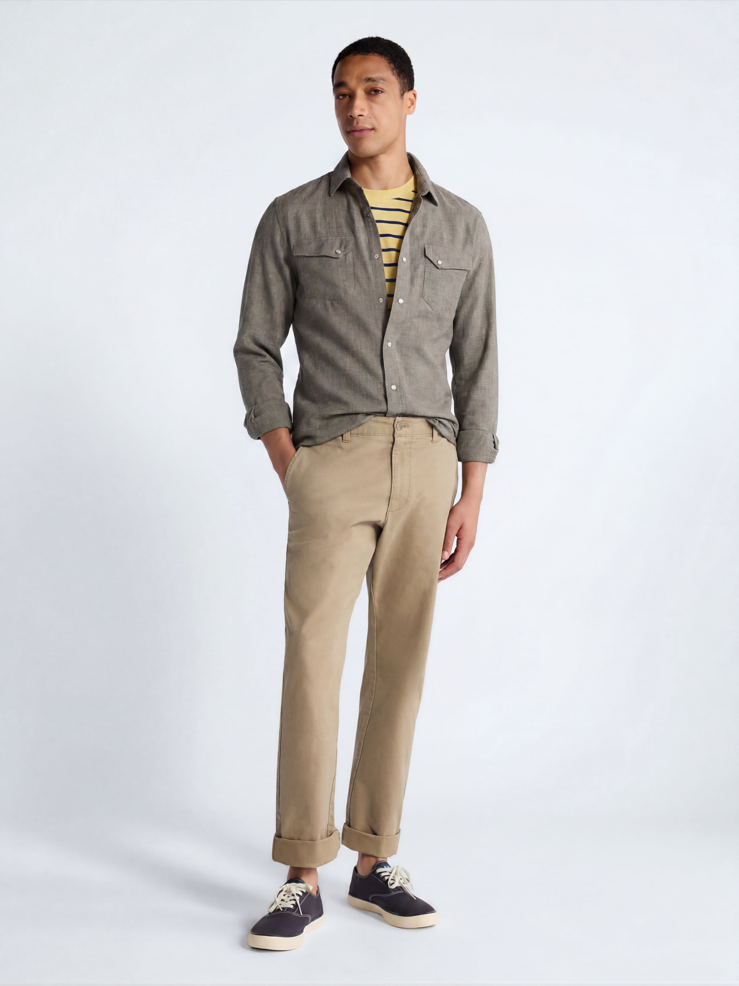 Free Assembly Men's Straight Fit Chino Pants, Waist Sizes 29-40