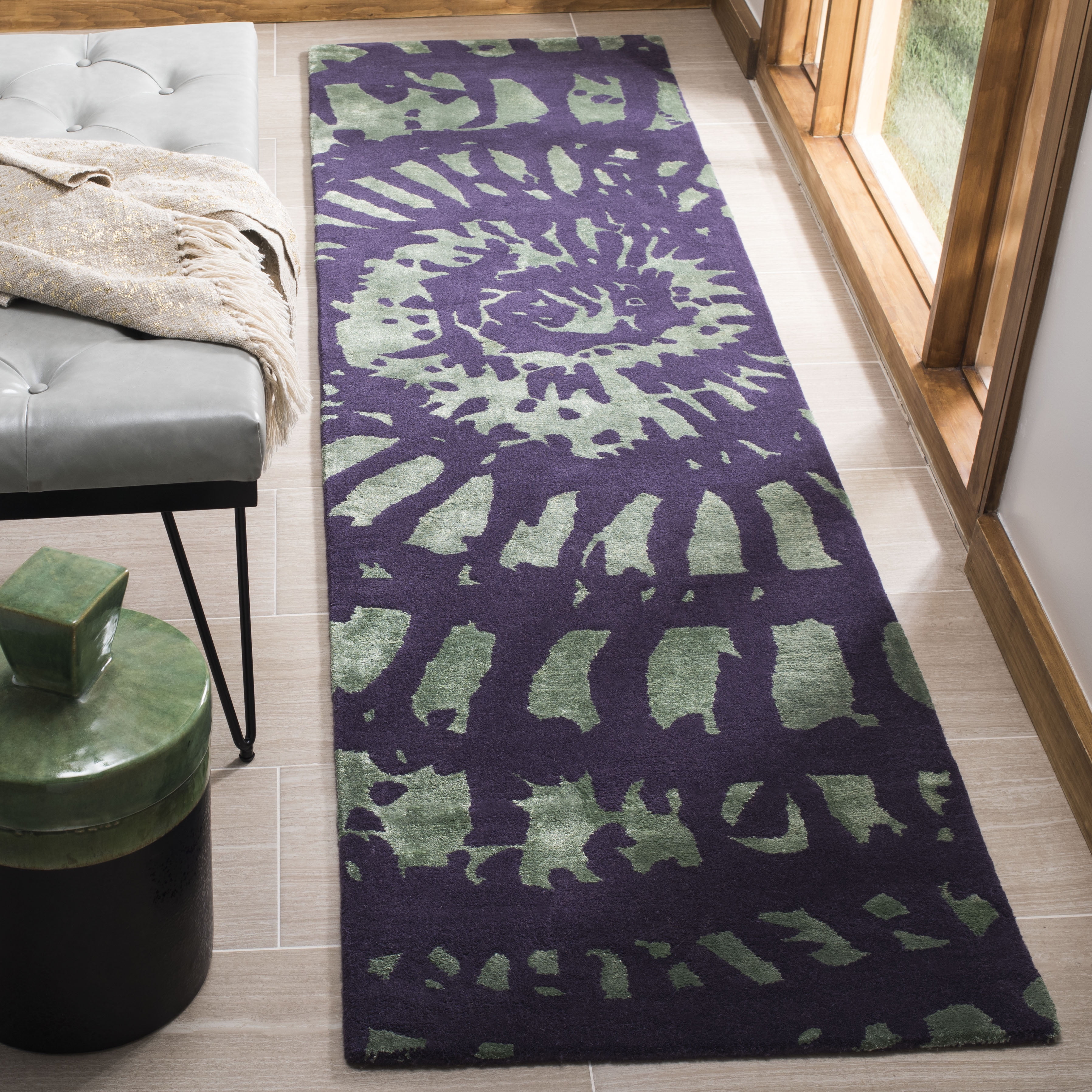 Safavieh Capri Diamond Abstract Wool Runner Rug, Lavender/Sage, 2'3" x