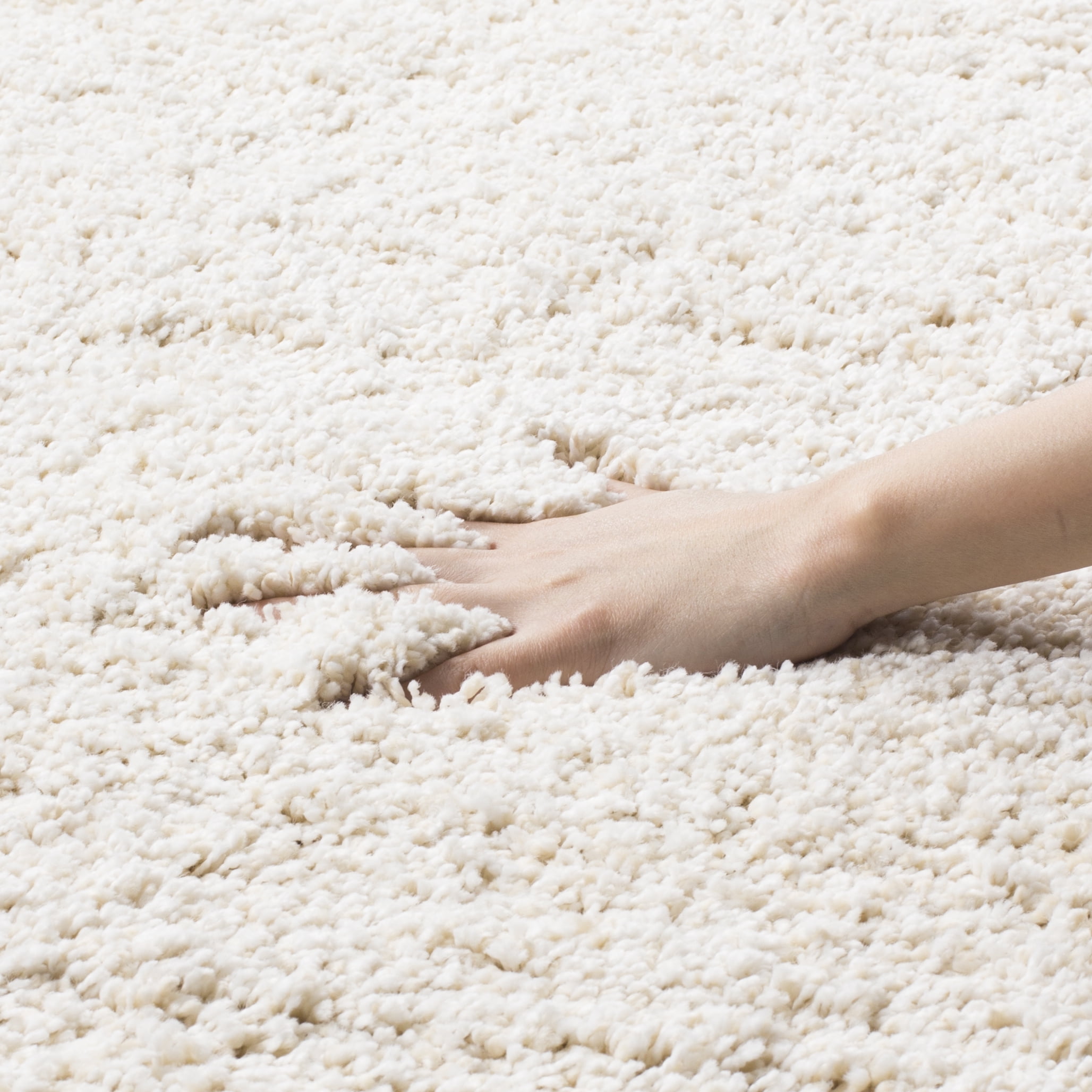 SAFAVIEH Milan Harlow Solid Plush Shag Runner Rug, Ivory, 2' x 12' - Modern Design, Ivory, Non-Shedding & Easy Cleaning, Ultra Plush Thick Pile, Ideal for Living Room, Bedroom, Entryway