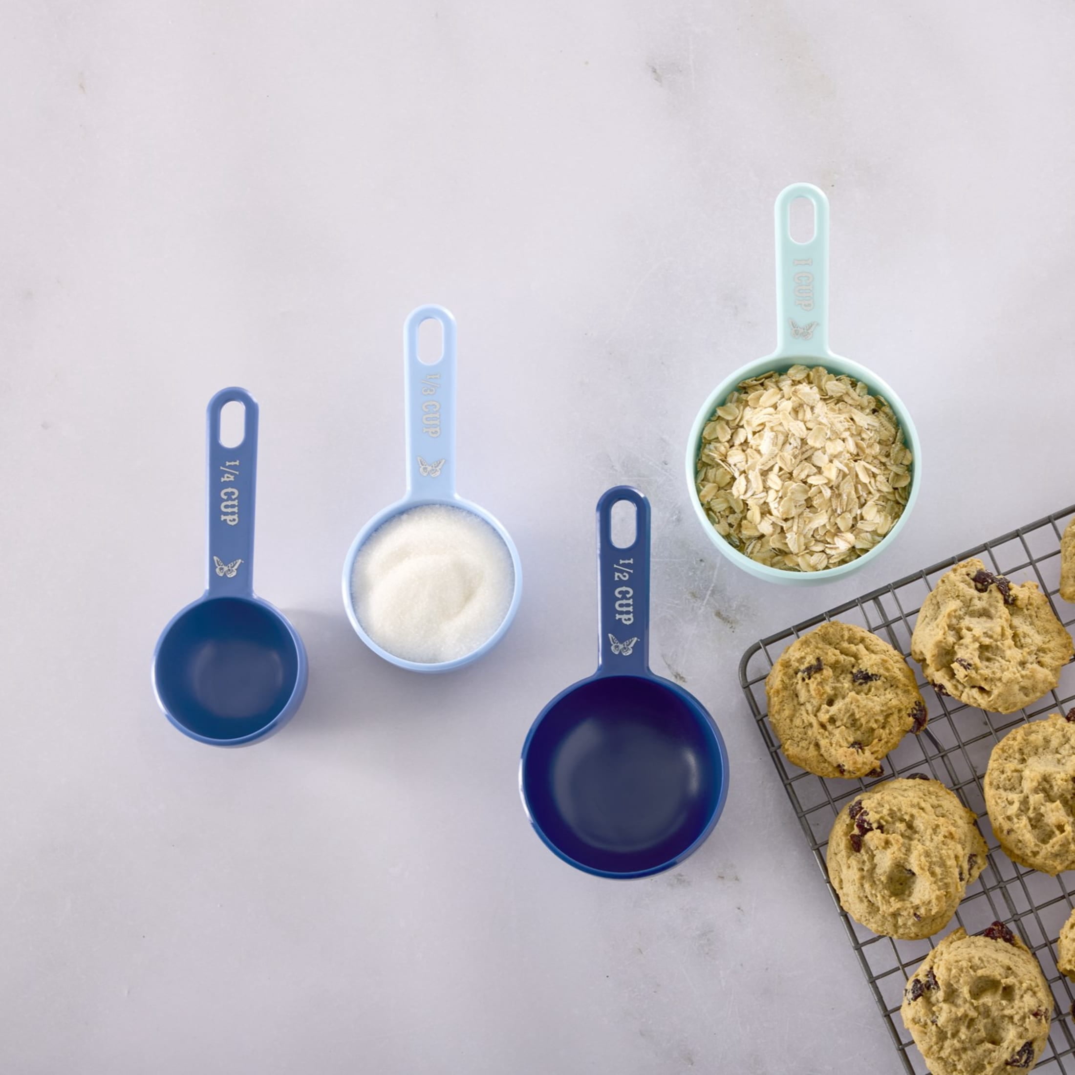 Dolly Parton 4-Piece Nesting Measuring Cups, Blue