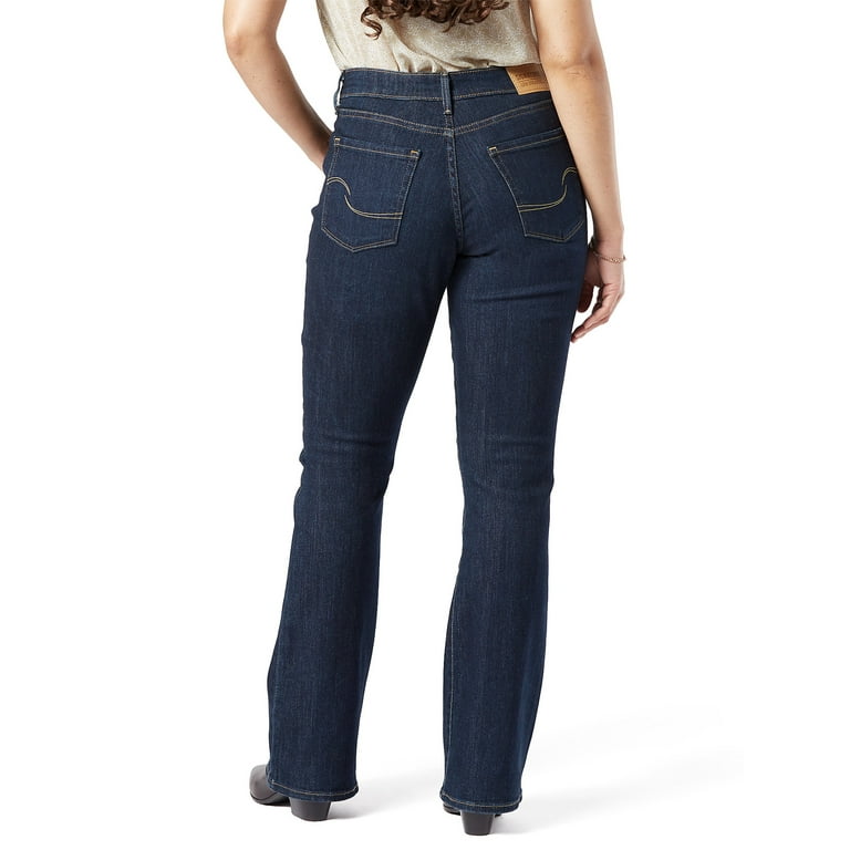 Signature by Levi Strauss & Co. Women's and Women's Plus Modern Bootcut  Jeans 