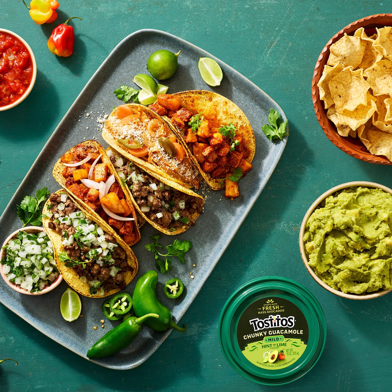 Tostitos Chunky Guacamole Mild Hint of Lime 15 oz