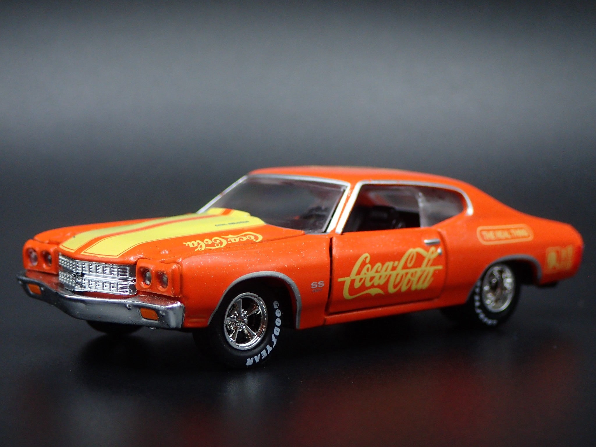 Maisto, Diecast Model Car, 1-18 Scale, Chevrolet Chevelle SS 454