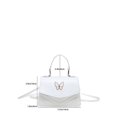 thumbnail image 2 of Top Handle Blanco Con Detalle Mariposa Y Textura Chevron, 2 of 7