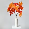 thumbnail image 4 of Mom's Best Ramos de hojas de arce de seda artificial para Halloween y Acción de Gracias., 4 of 7