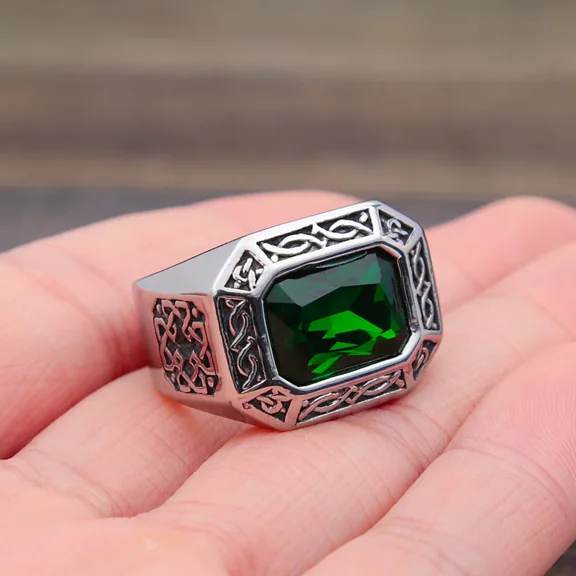Punk Hip Hop Creative Square Green Stone Ring Men Women 14K White Gold Retro Nordic Irish Celtics Knot Rings Jewelry Gift