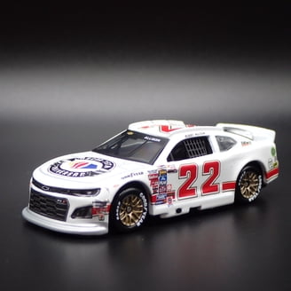 ナスカー 1/24 タイラー レディック エクスフィニティ 10G 2023 Tyler Reddick 2023 Xfinity 10G 1:24 Color Chrome Diecast - Walmart.com