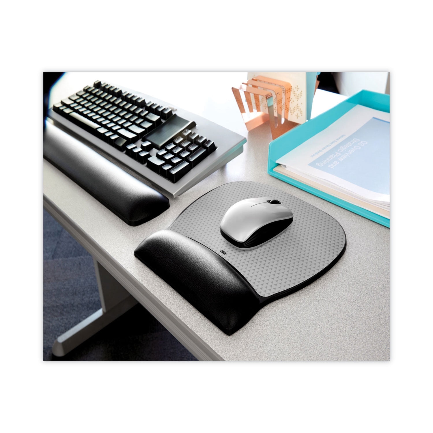 3M Antimicrobial Gel Large Keyboard Wrist Rest, 19 x 2.75, Black