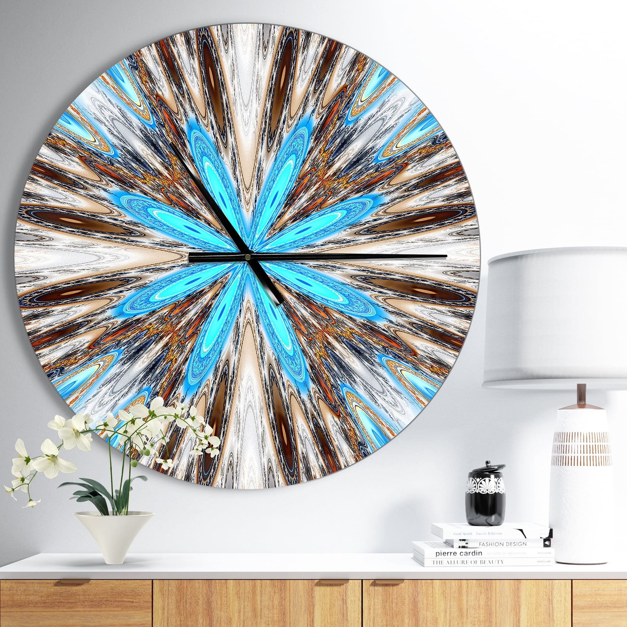 Designart 'Flowers with Radiating Rays ' Modern wall clock