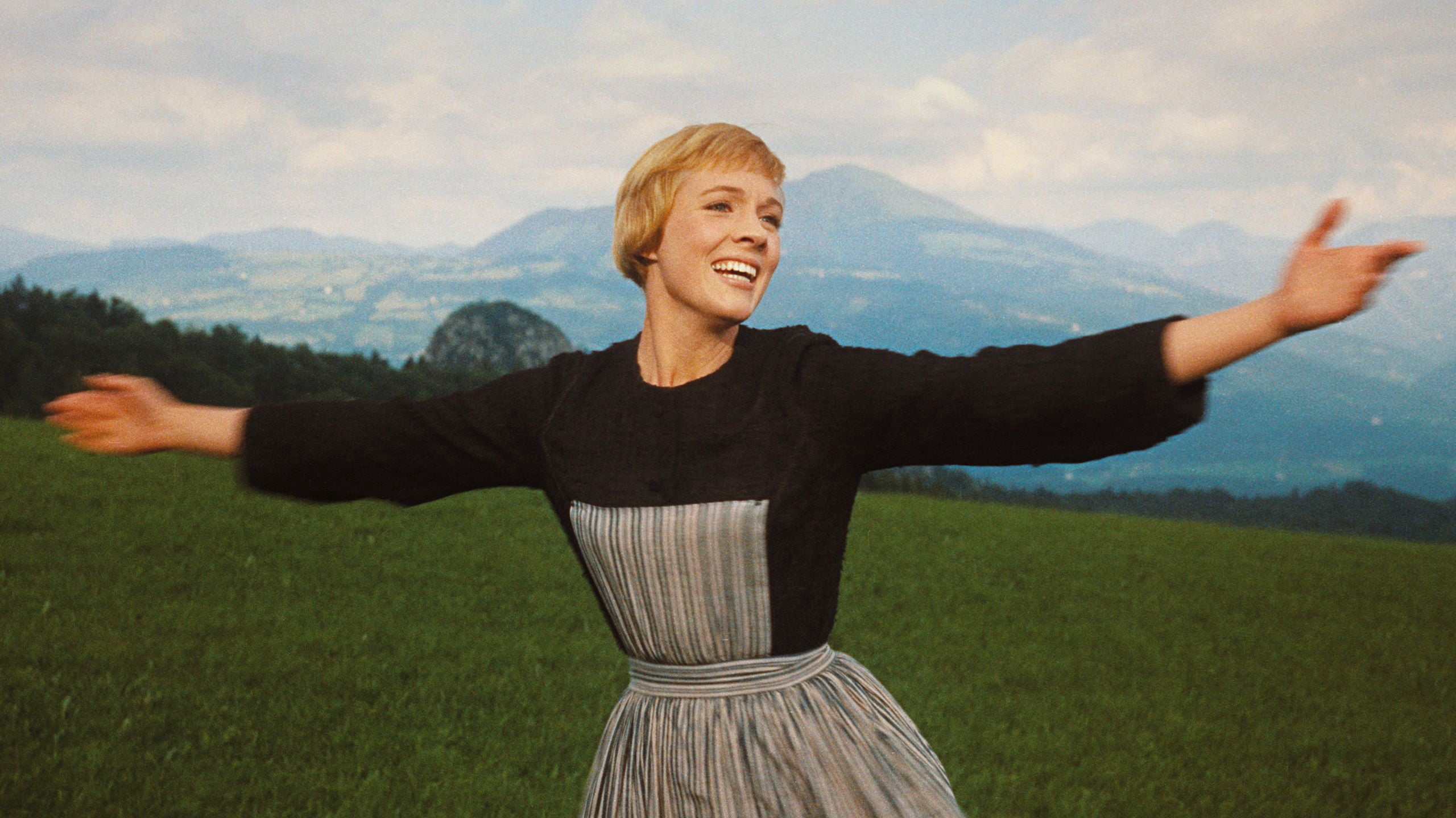The Sound of Music (4K Ultra HD + Blu-ray + Digital Copy) 20th Century Studios, Biography, Musical, Family Oriented