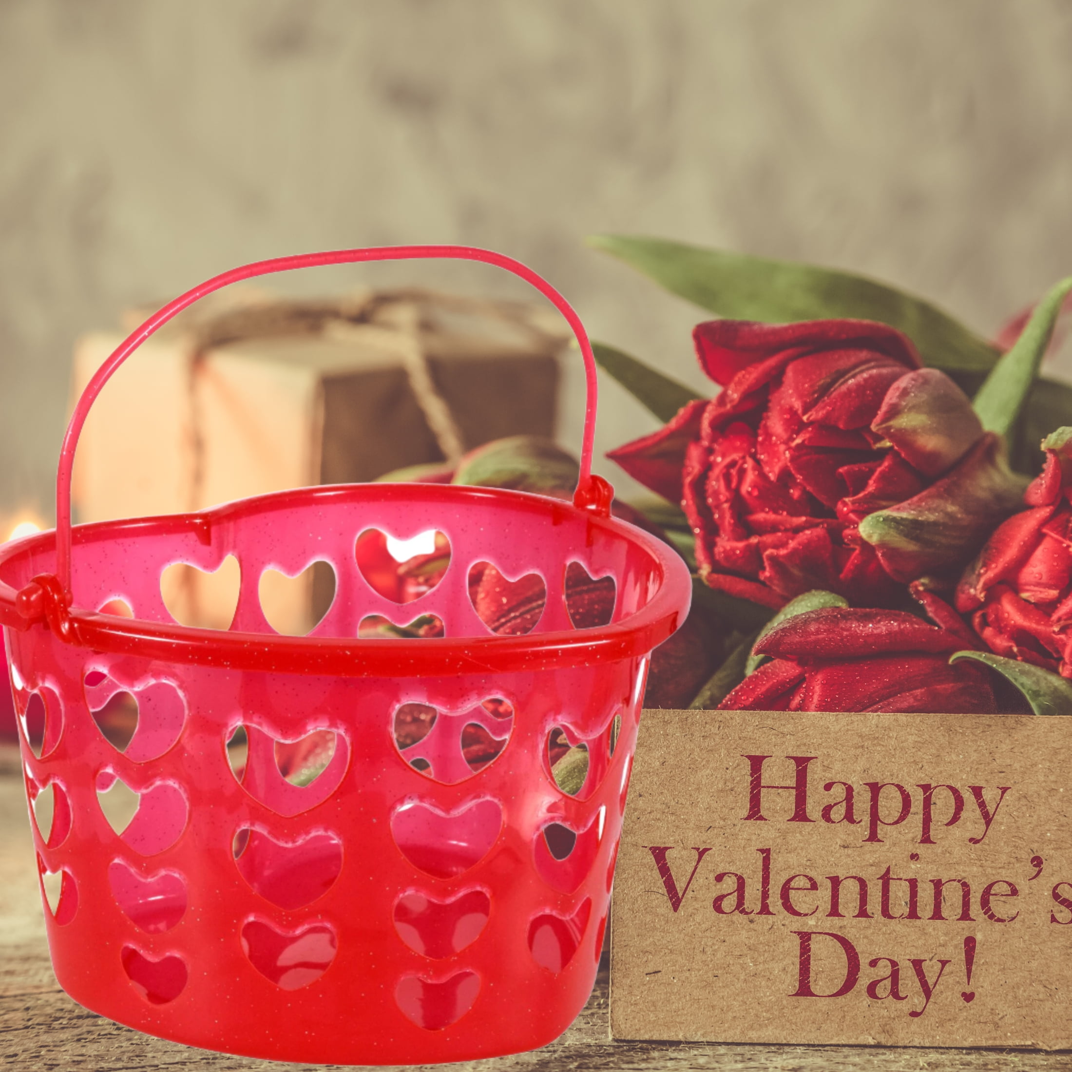 Valentine's Heart Shaped and Slotted Baskets with Handles, 6.875x8.25x5.375in Love Easter Red Basket Plastic Bin Party Treats Supplies Container Home Kitchen Bathroom School Organizer Gift Set of 2