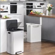 10.5-Gallon Kitchen Trash Can with Lid and Wide Foot Pedal - Soft Close, Stays Open, 40L Garbage Can for Kitchen