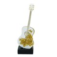 thumbnail image 2 of Estatua de violín, estatuilla de violín, accesorio fotográfico, adorno de escritorio, escultura de violín para hotel, hogar, decoración de festivales, Blancas, 2 of 8
