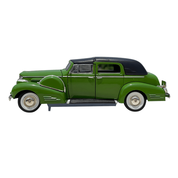 High Simulation 1:32 Alloy Vintage Car Model Retro Decor for Collectors and Enthusiasts