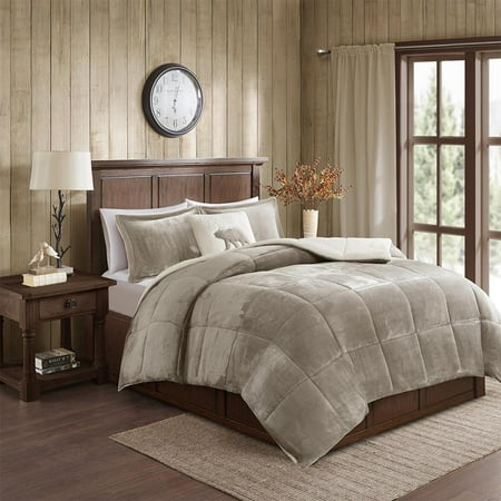 Woolrich Alton Plush to Sherpa Down Alternative Comforter Set King Bring the warmth and comfort of a cabin retreat to your bedroom with the Woolrich Alton Plush to Sherpa Comforter Set. Made from ultra-soft plush and reversing to a cozy berber  this comforter set provides an exceptionally soft and cozy feel. The down alternative filling provides maximum warm. The set includes 1 decorative square pillow.