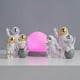 thumbnail image 4 of Estatuilla de escritorio de astronauta perfecl Decoración de Pasteles, 4 of 5