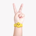 thumbnail image 3 of de desinfectante de manos ajustable para niños y niñas con botella - amarillo amarillo Yinane pulsera desinfectante, 3 of 8