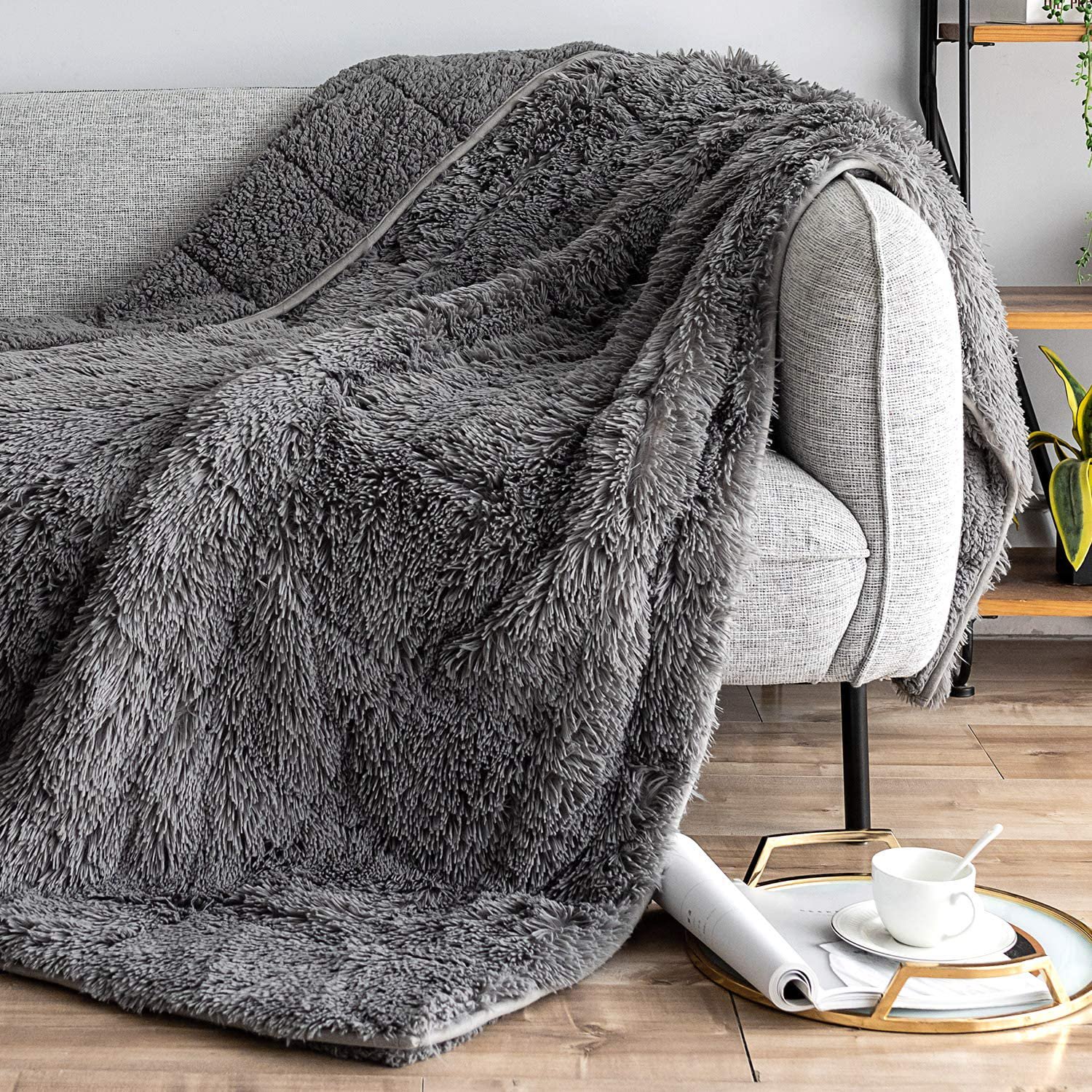 Luxury Shaggy Faux Fur Weighted Blanket 15lbs | Snuggly Fluffy Longfur  Heavy Warm Elegant Cozy Plush Sherpa Microfiber Blanket | for Couch Bed  Chair Photo Props - 60x80, Grey | Walmart Canada